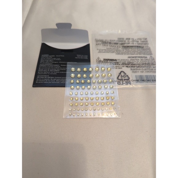 Avon Sparkling Nail Art 81 Gems Dazzling Gold Colored adhesive Gems - Picture 4 of 6